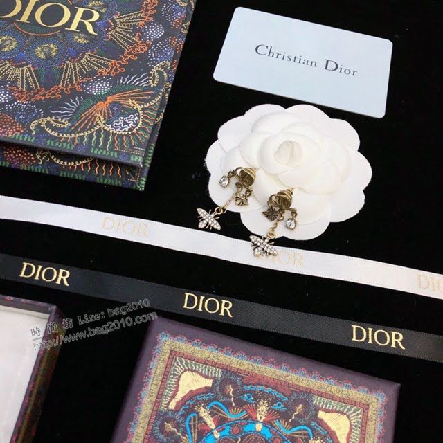 Dior飾品 迪奧經典熱銷款金色復古蝴蝶JADIOR耳釘耳環  zgd1479